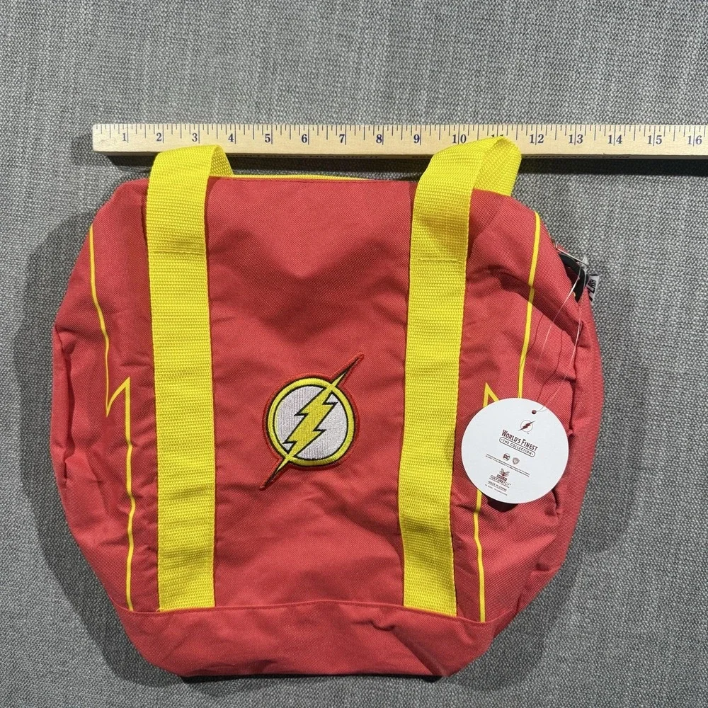DC Comics‎ Red 14